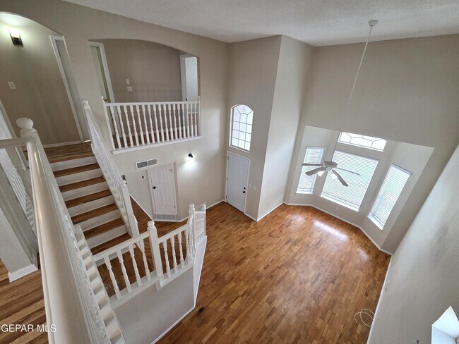 Building Photo - 12640 Gilded Sun Dr