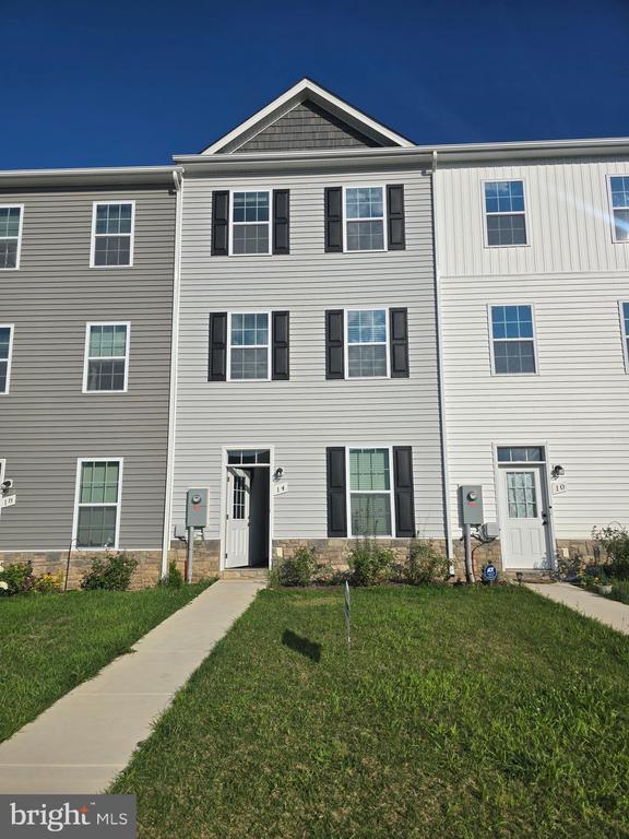 Building Photo - 14 Snowdrop Ct
