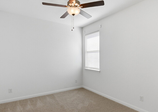 Building Photo - Spacious 4 Bedroom Home with Game Room and Covered Patio!