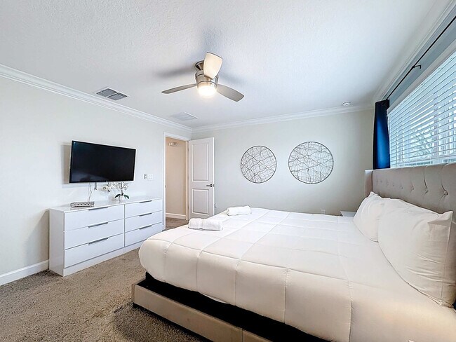 Building Photo - 1248 Challenge Dr