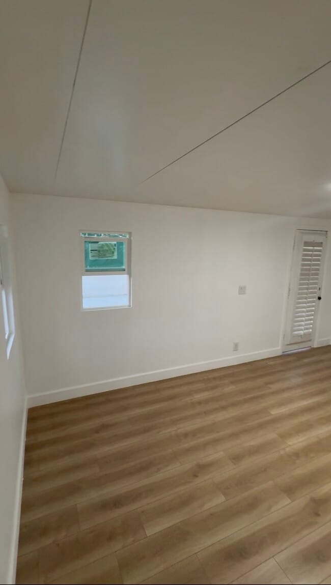 Building Photo - 2103 Avalon Ave