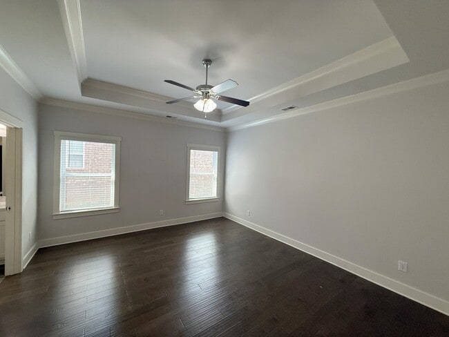 Building Photo - 22 Desert Oak Ct SW