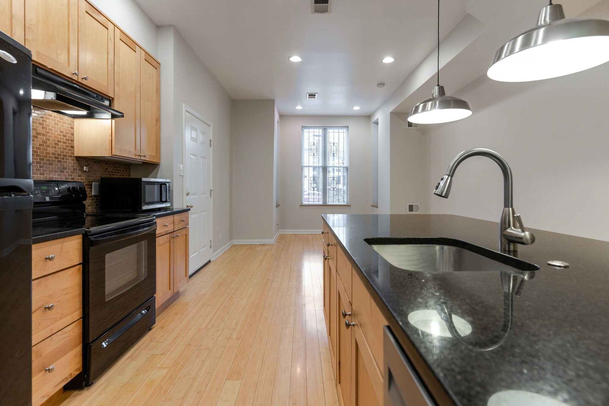 Building Photo - 1448 Newton St NW