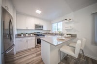 Building Photo - Yosemite Garden Apartments
