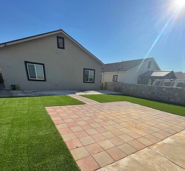 Building Photo - 14403 Kayla Mia Dr