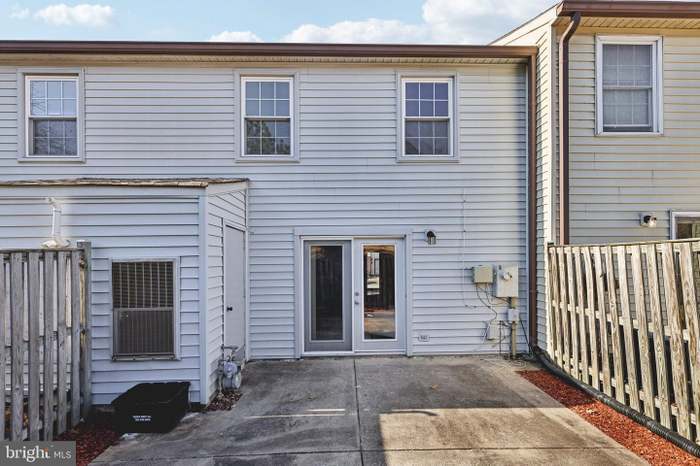 Building Photo - 5555 First Statesman Ln