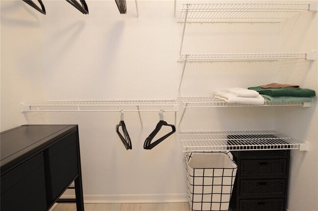 Building Photo - 10263 Gandy Blvd N