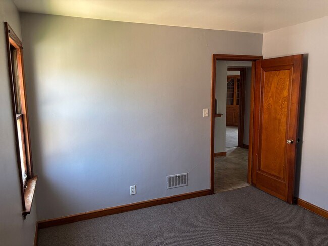 Building Photo - 3909 N 51st Blvd