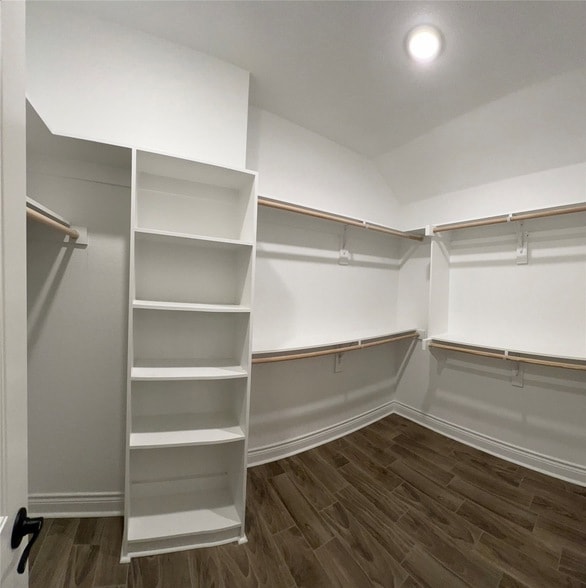 Building Photo - 906 Tippit Ln