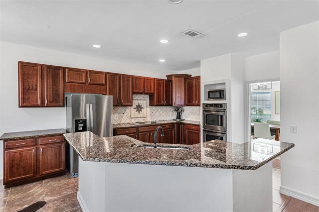 Building Photo - 2904 Champlin Ct