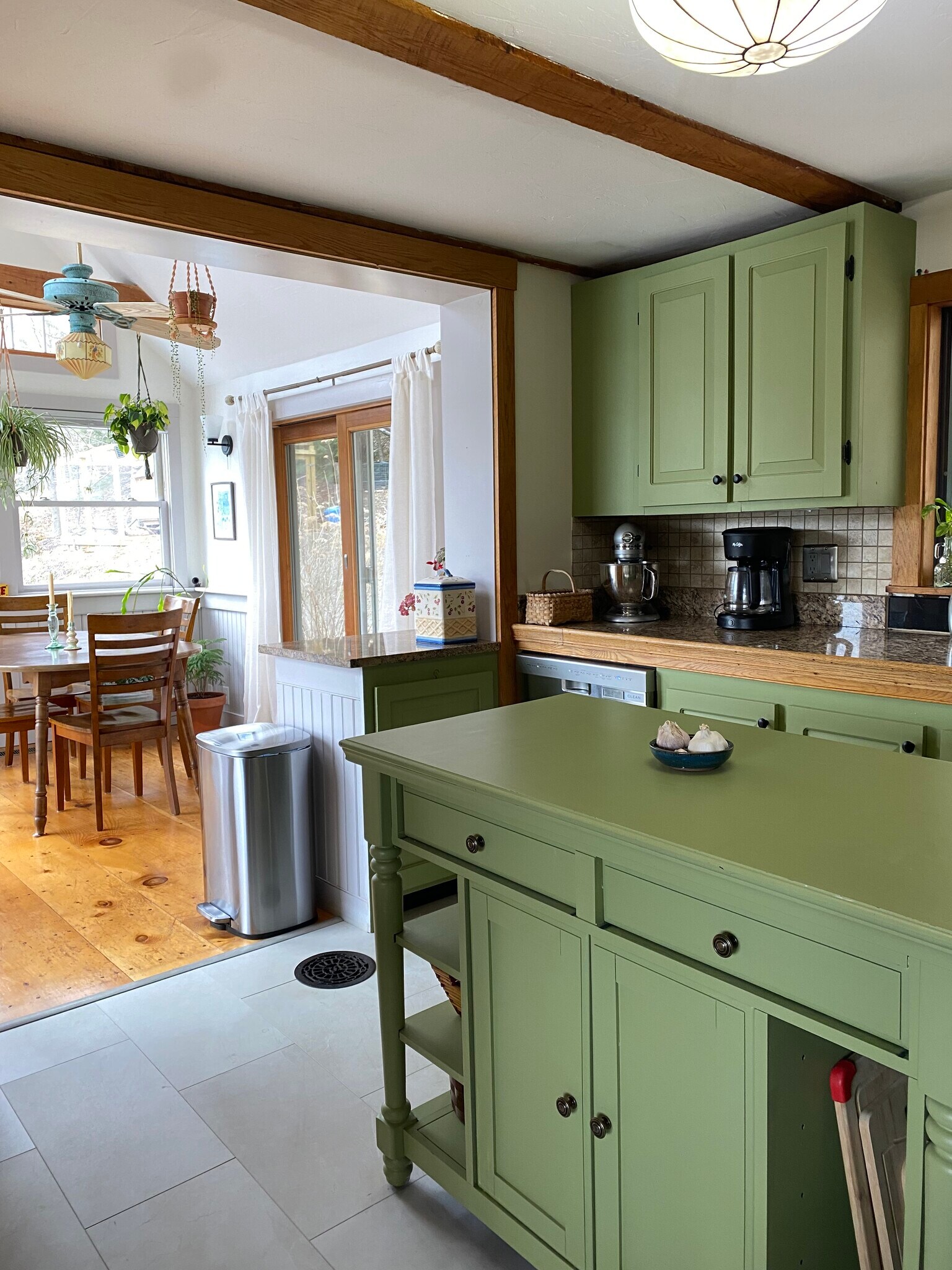 Building Photo - 326 Reservoir Dr