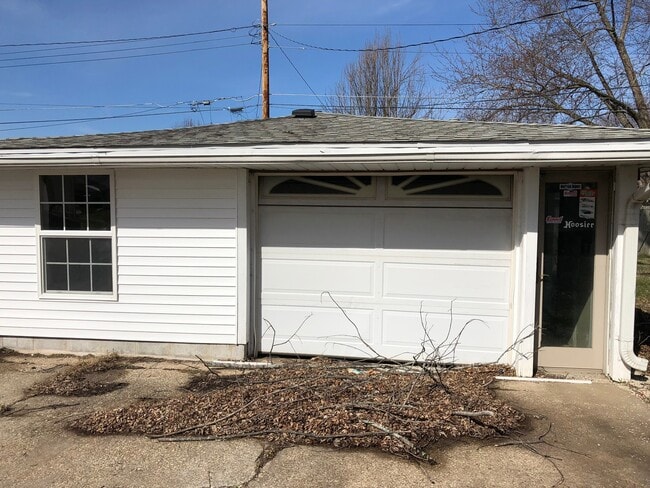 Building Photo - Newly Updated House in a Great Neighborhood!