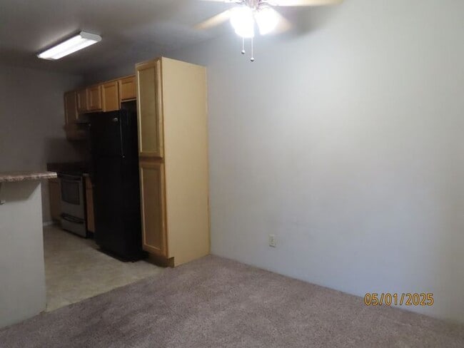 Building Photo - 1- Bedroom 1 Bath in Shadow Bend