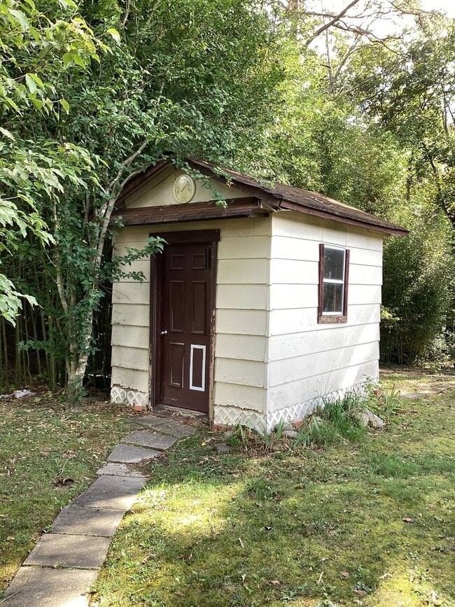 Building Photo - 3 Bedroom House in Harrison