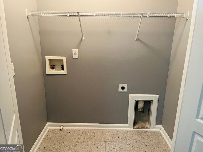 Building Photo - 3156 Parc Ct SW