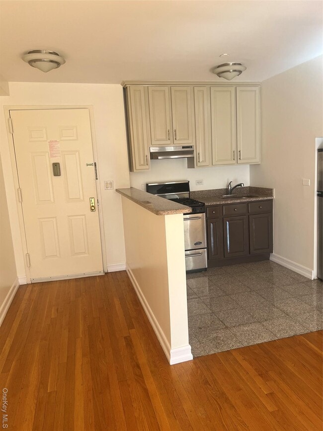 Building Photo - 25-65 23rd St