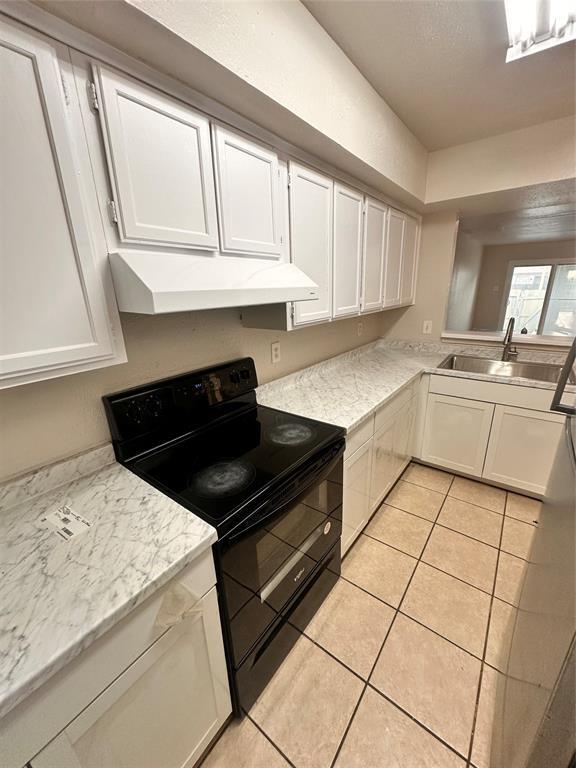 Building Photo - 8714 Victorian Village Dr