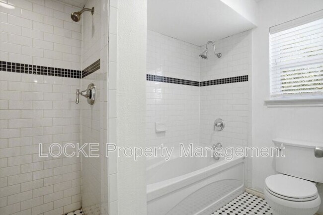 Building Photo - 2033 Teton Pl