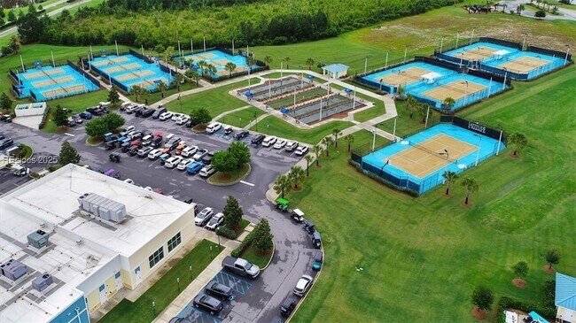 Building Photo - 652 Ocean Hammock Lp