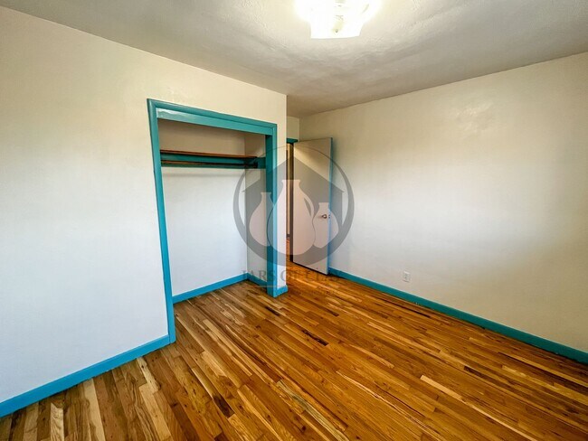 Building Photo - Charming West Salem Home - Coming Soon!