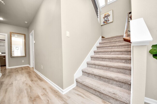 Building Photo - 15850 Black Grouse Dr