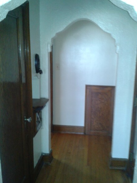 Building Photo - 1408 S 79th St