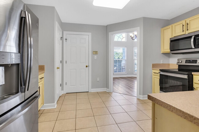Building Photo - 4429 Southminster Cir