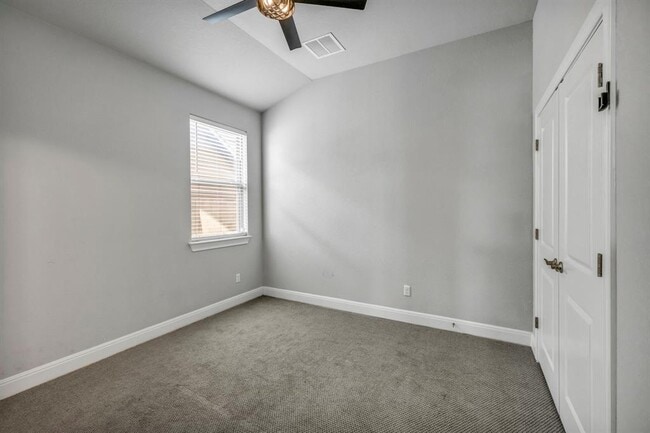 Building Photo - 209 Windom Way