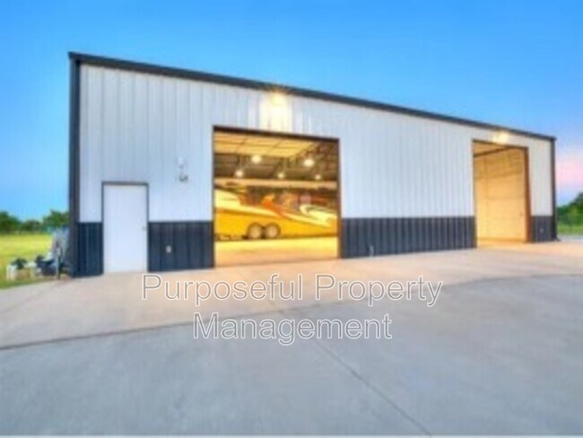 Building Photo - 115 Weaver Rd