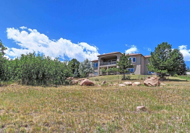 Building Photo - 7975 Ruststone Ct