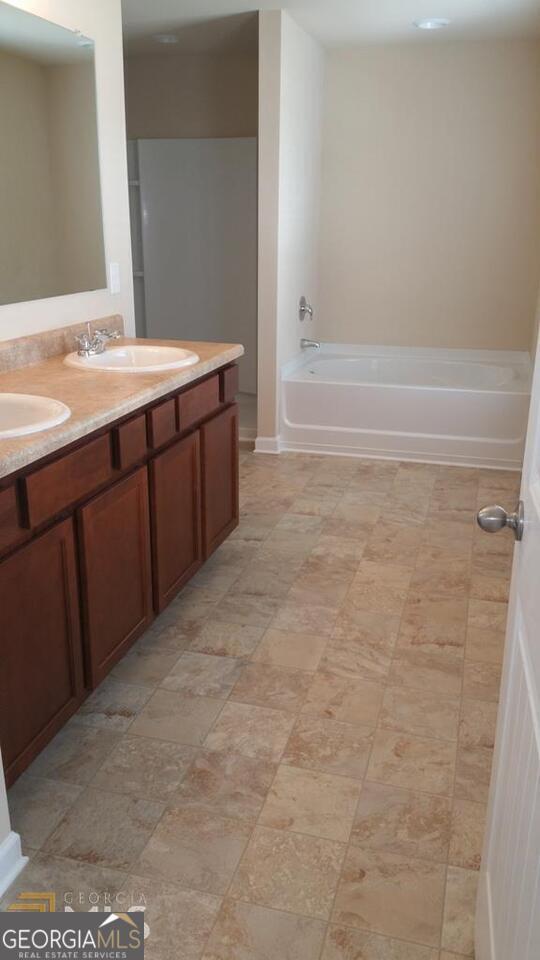 Building Photo - 2240 Sawgrass Dr