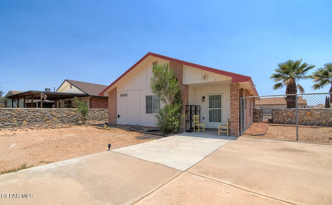 Building Photo - 11833 Imperial Gem Ave