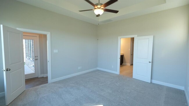 Building Photo - 302 Pure Parsley Path
