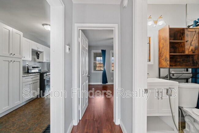 Building Photo - 2905 Yorkway