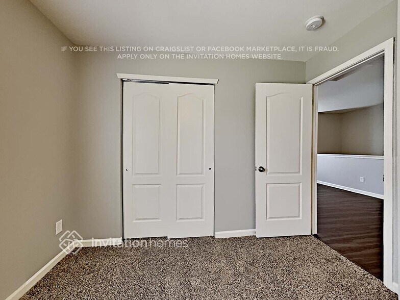 Building Photo - 350 Morning Dew Dr