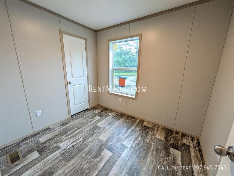 Building Photo - 438 Finson Rd