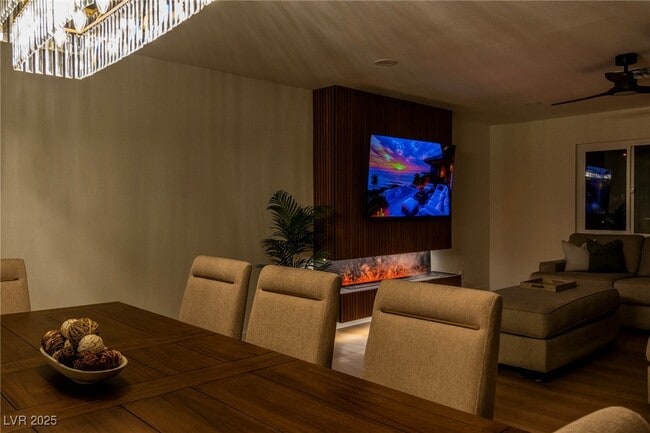 Building Photo - 3485 Shamrock Ave