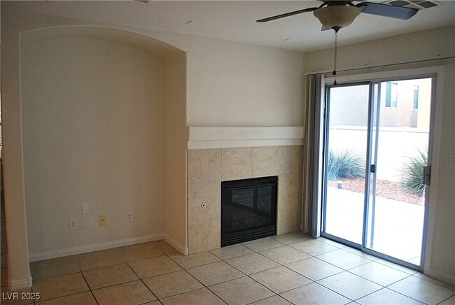 Building Photo - 9037 W Victor Creek Ave