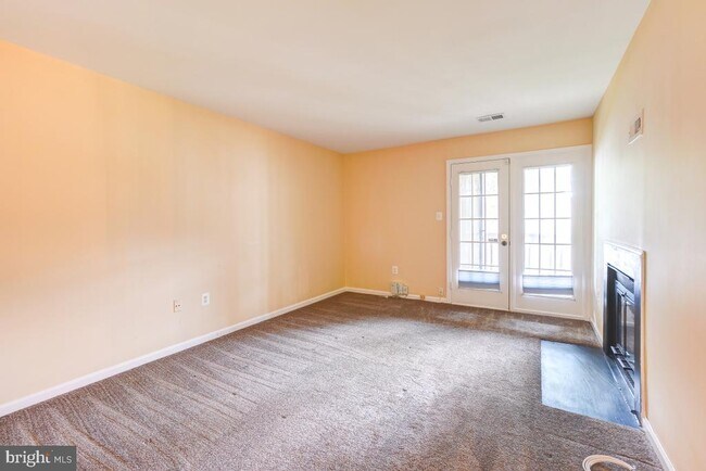 Building Photo - 20649 Shadyside Way