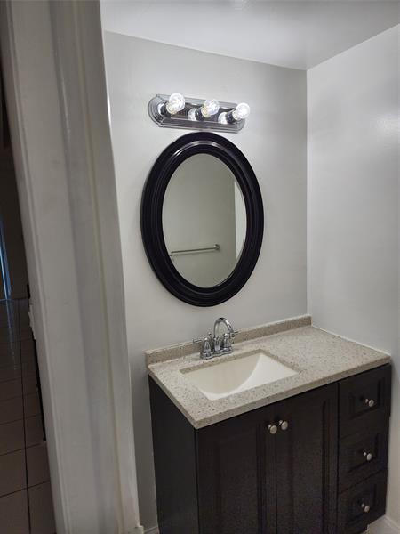 Building Photo - 5609 NW 18th St