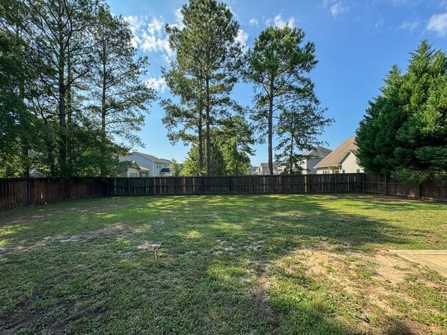 Building Photo - 2423 Kimbolton Drive