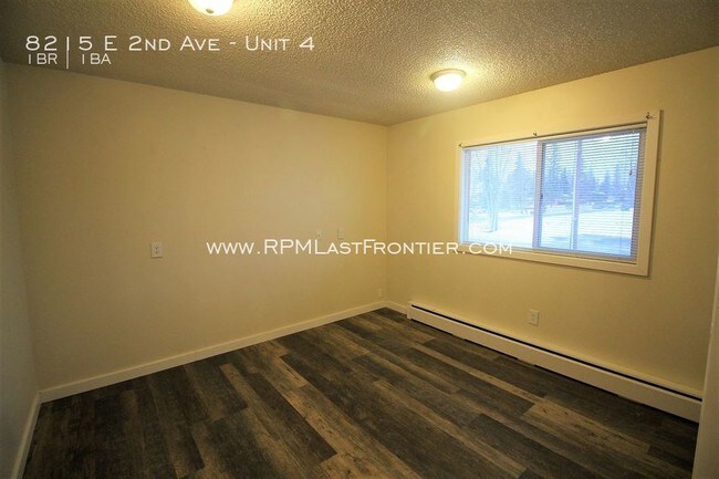 Building Photo - 8215 E 2nd Ave