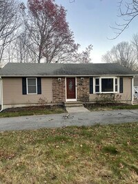 Building Photo - 256 Old Webster Rd