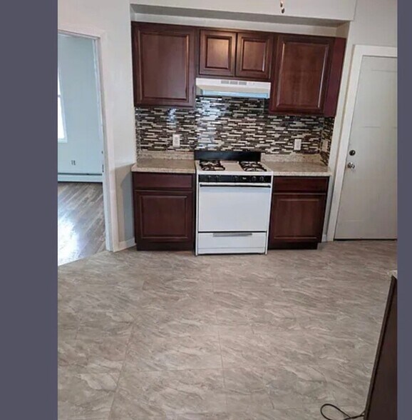 Building Photo - 1375 Newport Ave