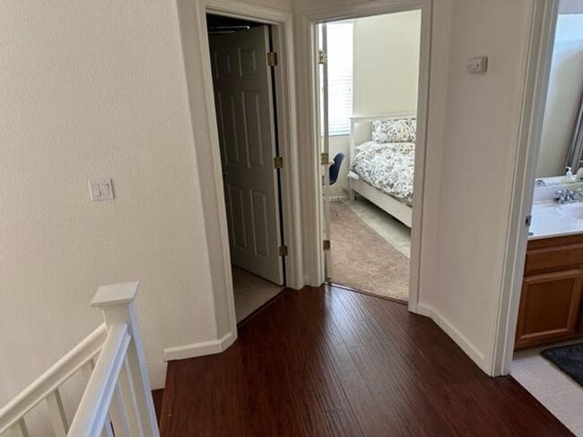 Building Photo - Folsom-Enclave Development 2 Story Wood Floors - 2 Car Garage