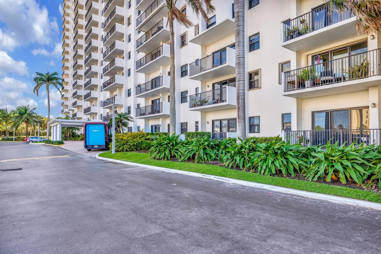 Building Photo - 1201 S Ocean Dr