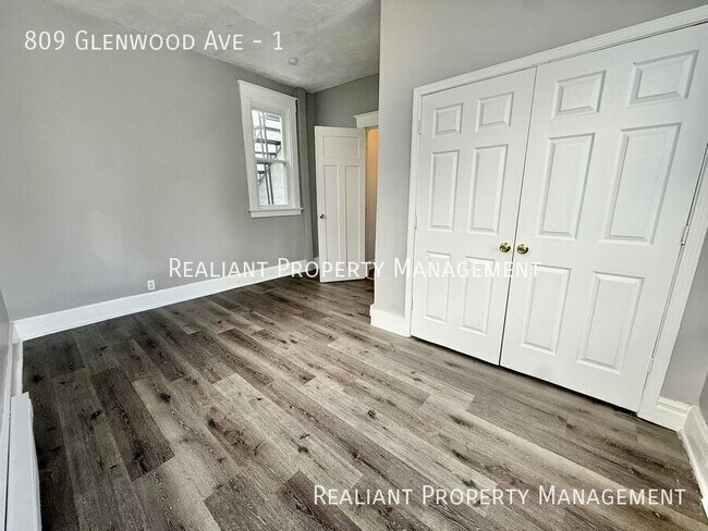 Building Photo - 809 Glenwood Ave