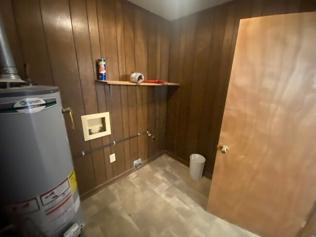 Building Photo - 115 Blair St