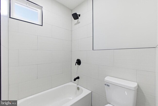 Building Photo - 2125 N 28th St