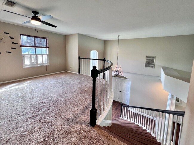 Building Photo - $3,700 Cole & Millbrook, 4 Bedroom House -...